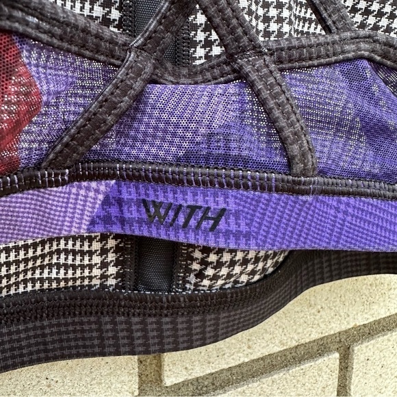 Peloton WITH Wear It To Heart Topsy Turvy Bra Houndstooth Red Purple Black - Picture 6 of 8